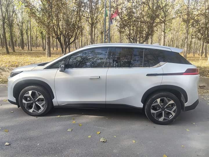 Фото 5 - GAC Aion V