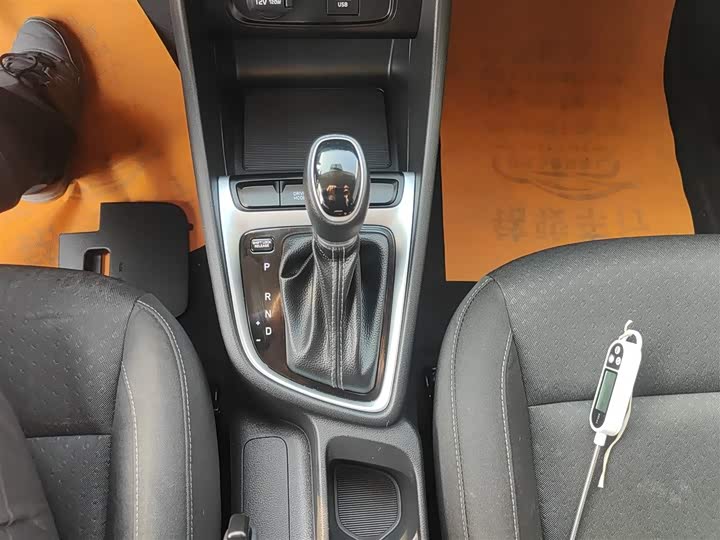 Фото 13 - Hyundai Celesta