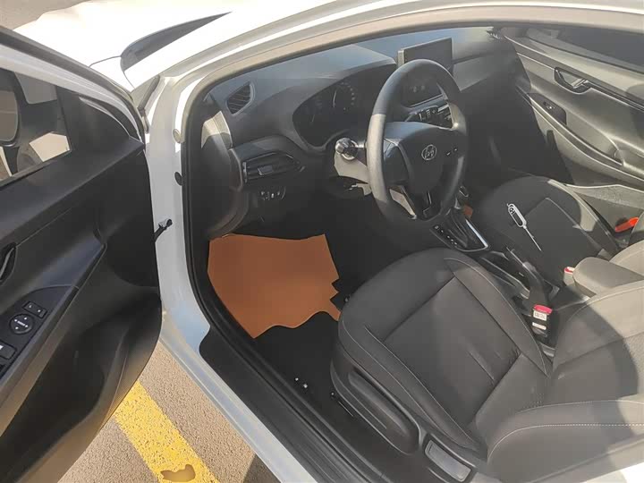 Фото 15 - Hyundai Celesta