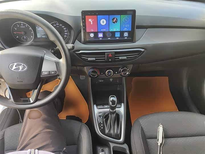 Фото 9 - Hyundai Celesta