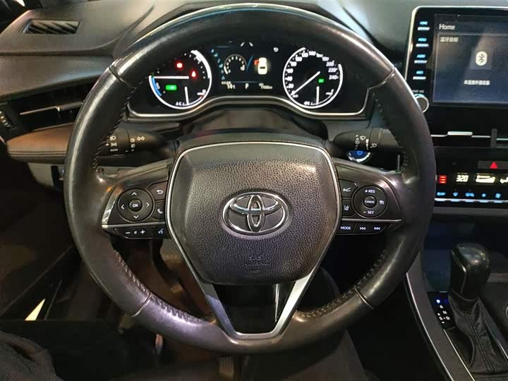 Фото 11 - Toyota Avalon