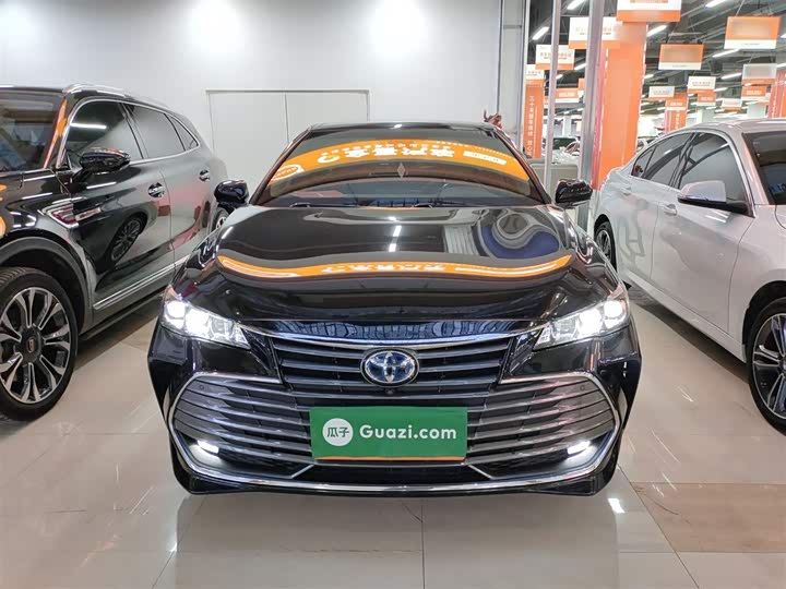 Фото 3 - Toyota Avalon