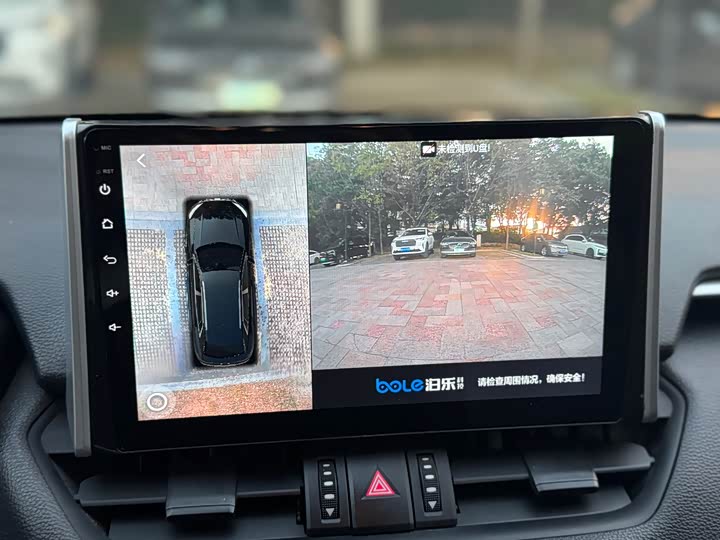 Фото 17 - Toyota Wildlander