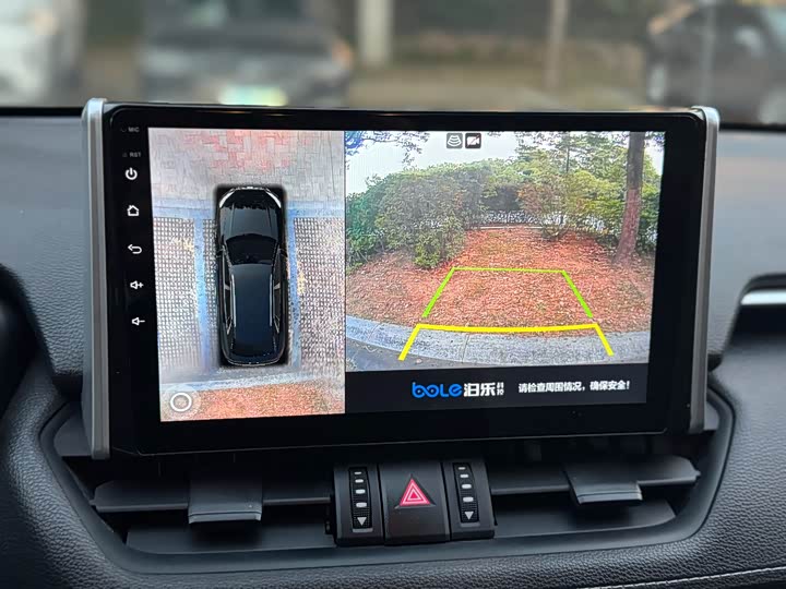 Фото 18 - Toyota Wildlander