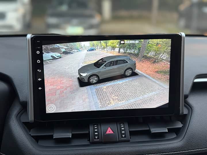 Фото 19 - Toyota Wildlander