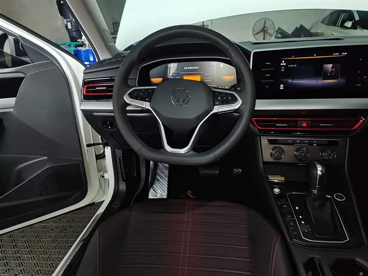 Фото 11 - Volkswagen Lavida