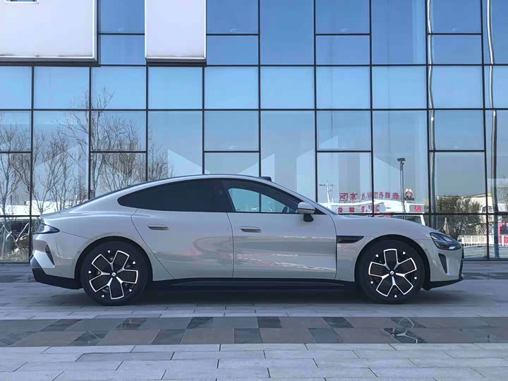 Фото 7 - Xiaomi SU7