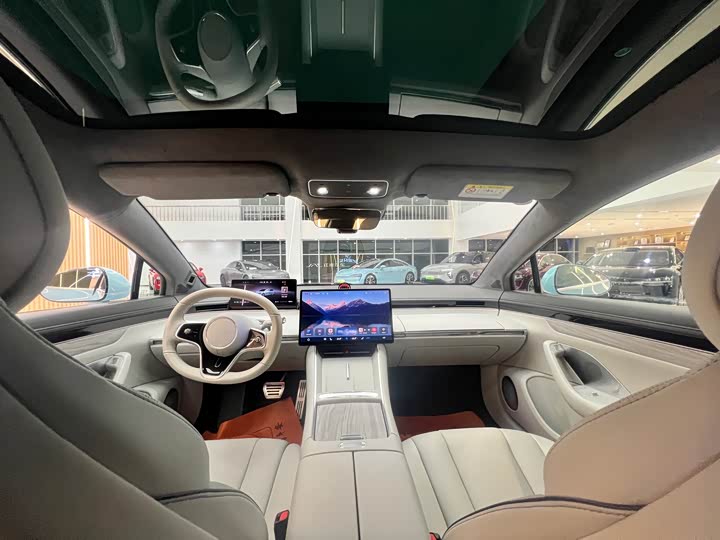 Фото 12 - Luxeed S7