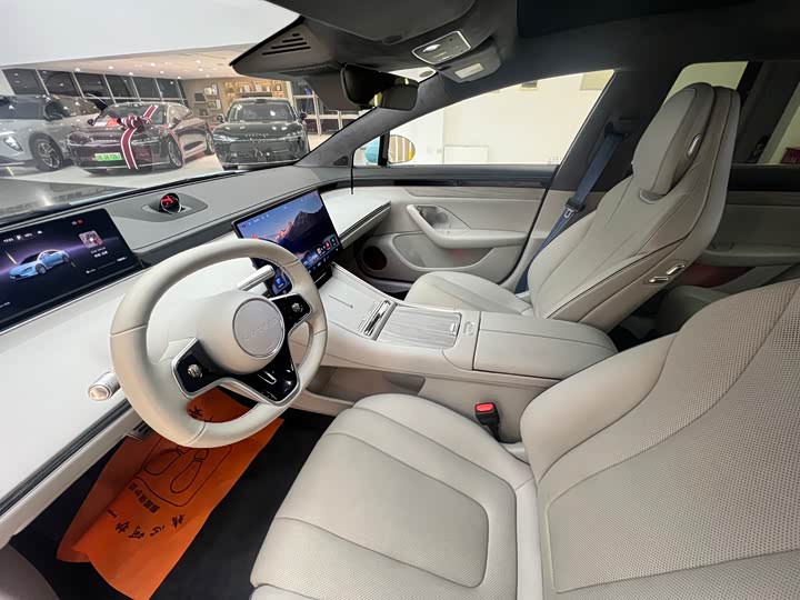 Фото 8 - Luxeed S7