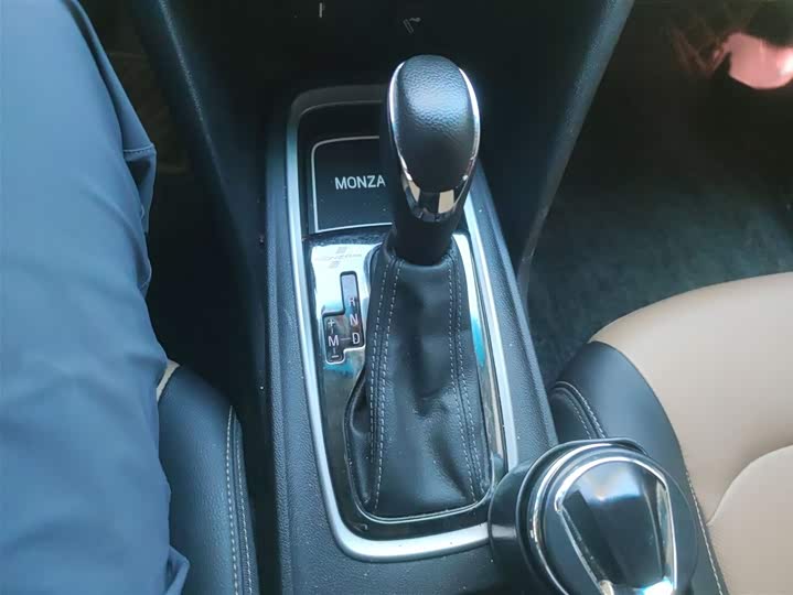 Фото 7 - Chevrolet Monza