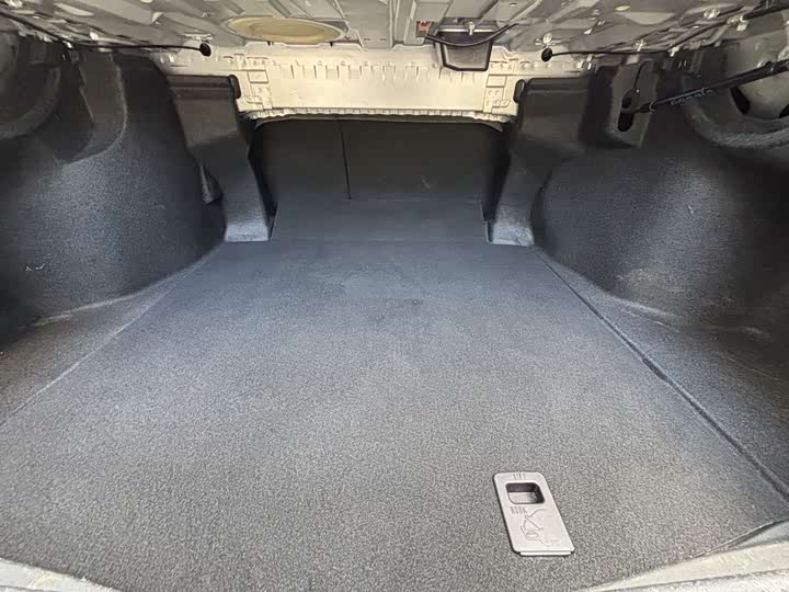 Фото 13 - Toyota Avalon