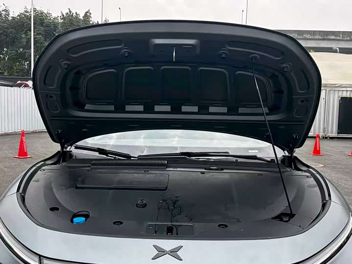 Фото 24 - XPeng F57