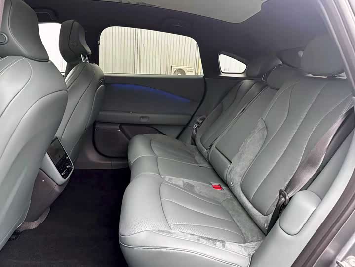 Фото 26 - XPeng F57