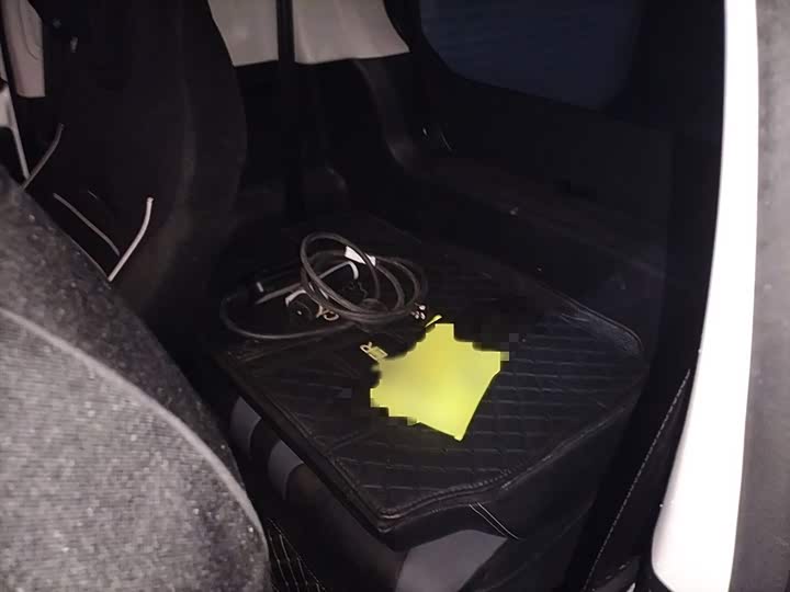 Фото 15 - Roewe Clever