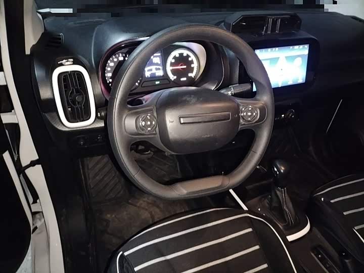 Фото 3 - Roewe Clever