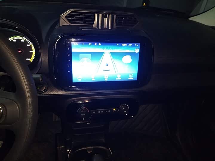 Фото 6 - Roewe Clever