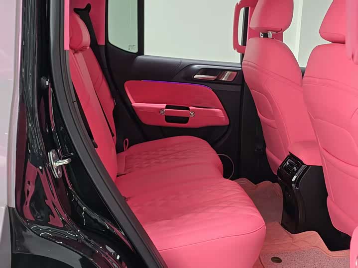 Фото 11 - Tank 300