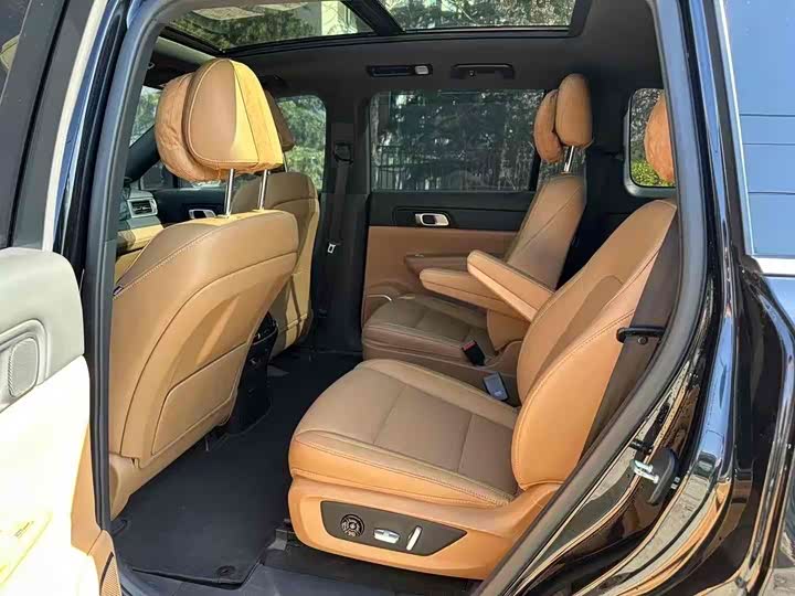 Фото 8 - LiXiang One