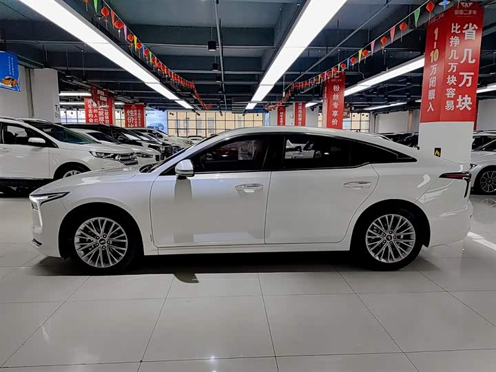 Фото 3 - Bestune B70