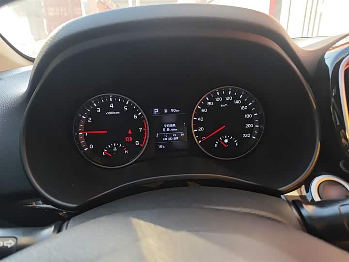 Фото 4 - Kia KX1