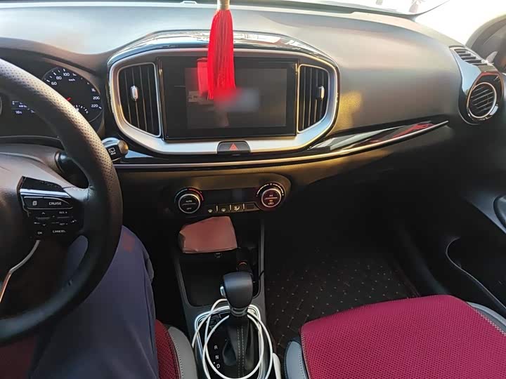 Фото 6 - Kia KX1