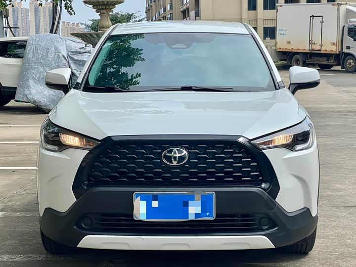 Фото 2 - Toyota Corolla Cross