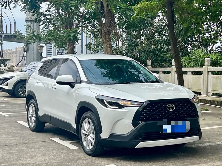 Фото 3 - Toyota Corolla Cross