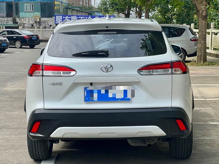 Фото 8 - Toyota Corolla Cross