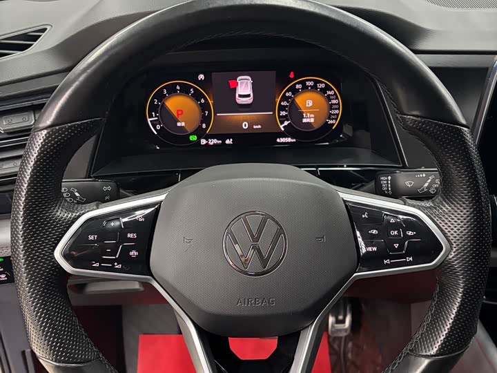 Фото 10 - Volkswagen Teramont X