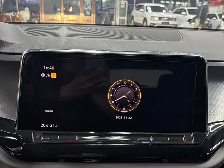 Фото 12 - Volkswagen Teramont X