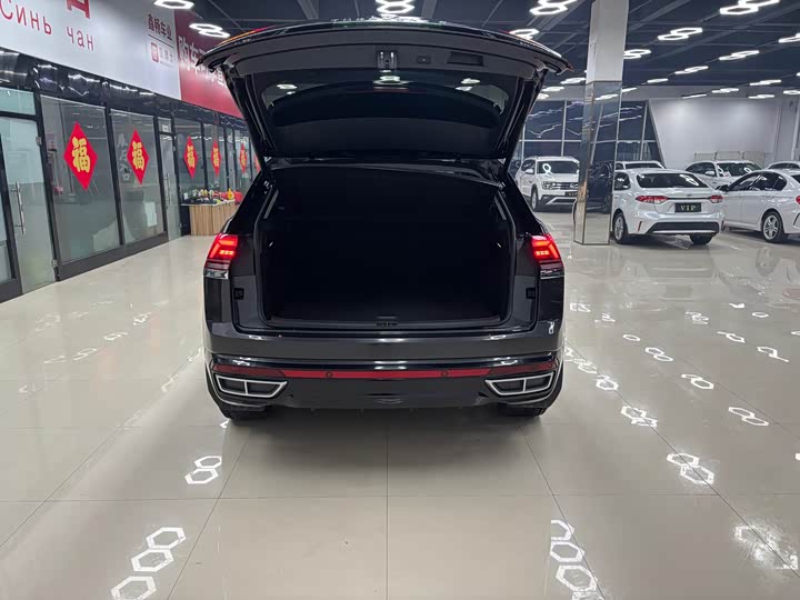 Фото 19 - Volkswagen Teramont X