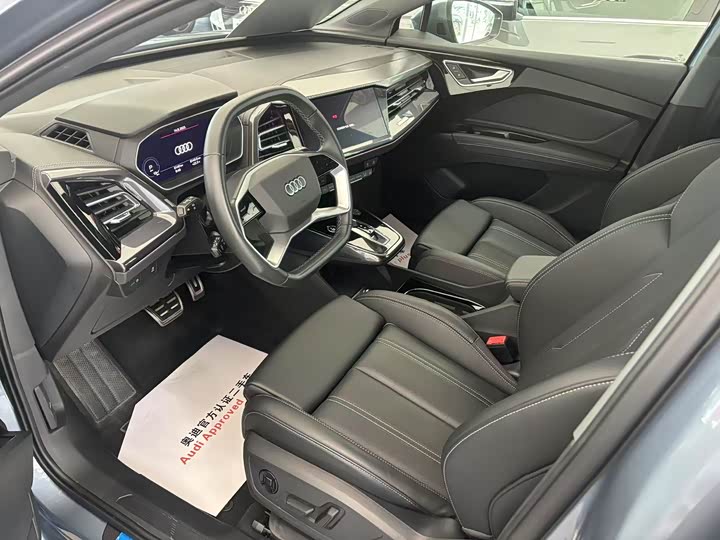 Фото 3 - Audi Q4 e-tron