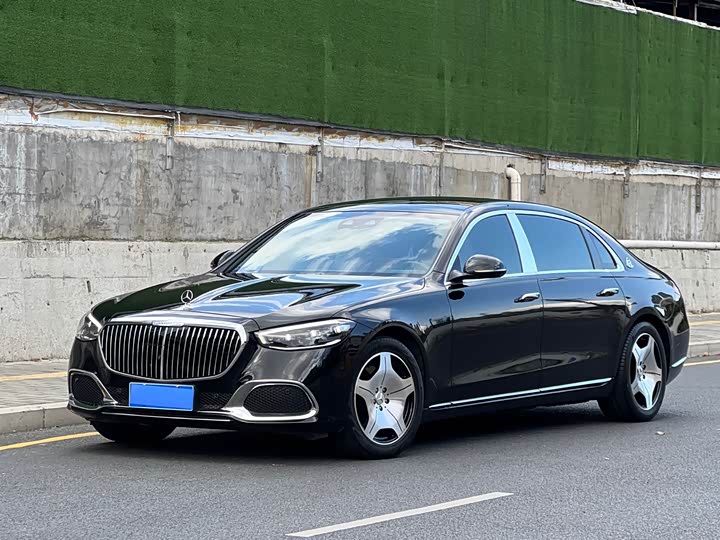 Фото 1 - Mercedes-Benz Maybach S-Class