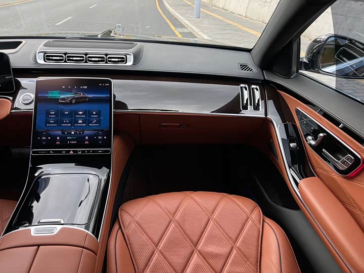 Фото 10 - Mercedes-Benz Maybach S-Class