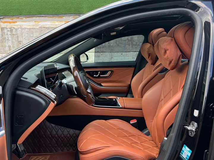 Фото 5 - Mercedes-Benz Maybach S-Class