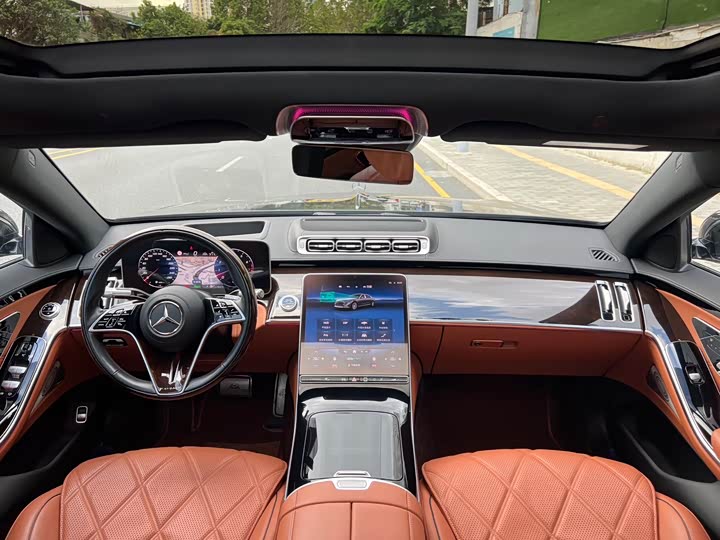 Фото 6 - Mercedes-Benz Maybach S-Class