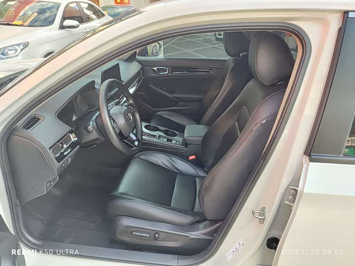 Фото 9 - Honda Civic