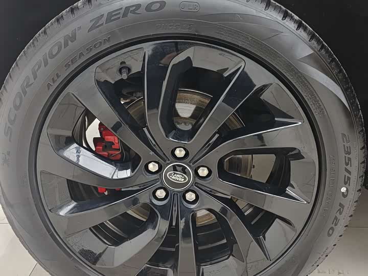 Фото 14 - Land Rover Discovery Sport