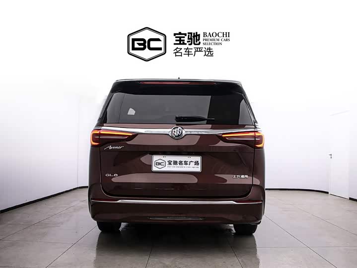 Фото 4 - Buick GL8 ES