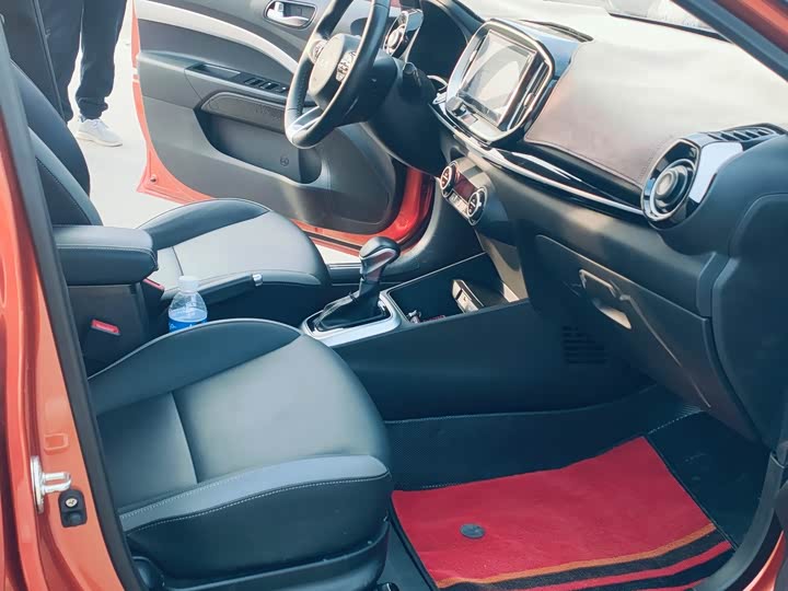 Фото 16 - Kia KX1