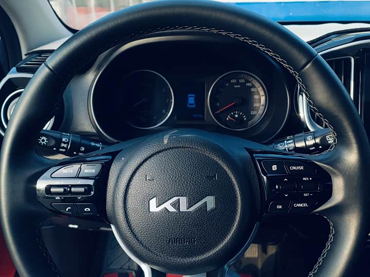 Фото 8 - Kia KX1