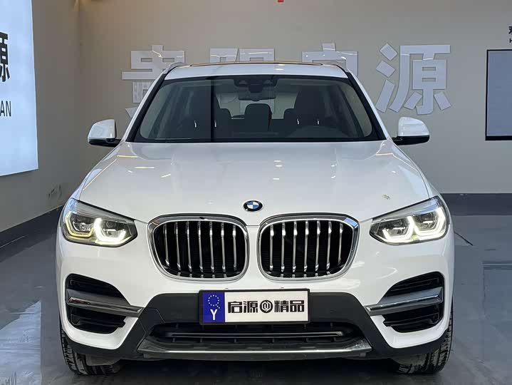 Фото 2 - BMW X3
