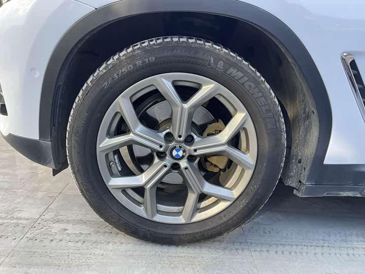 Фото 20 - BMW X3