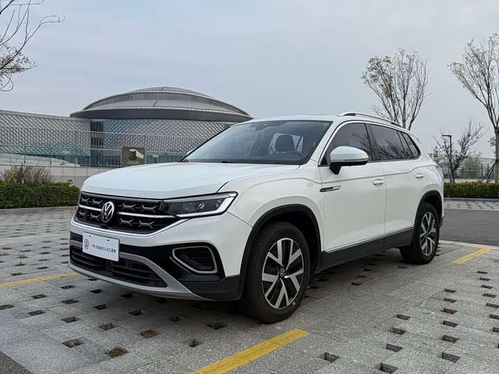 Фото 1 - Volkswagen Tayron