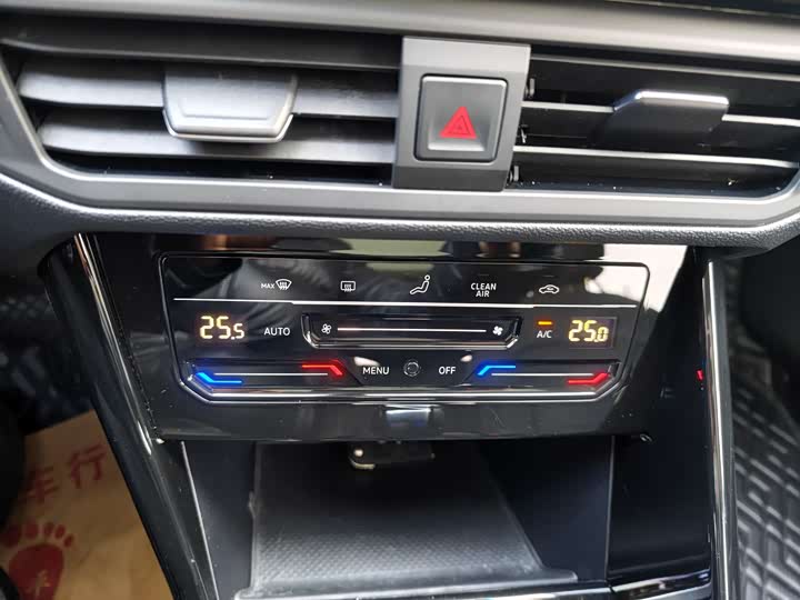 Фото 18 - Volkswagen Tayron