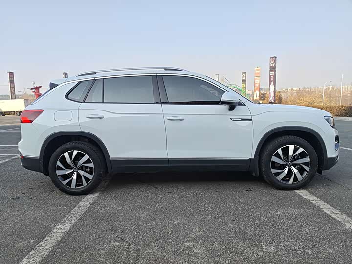 Фото 7 - Volkswagen Tayron