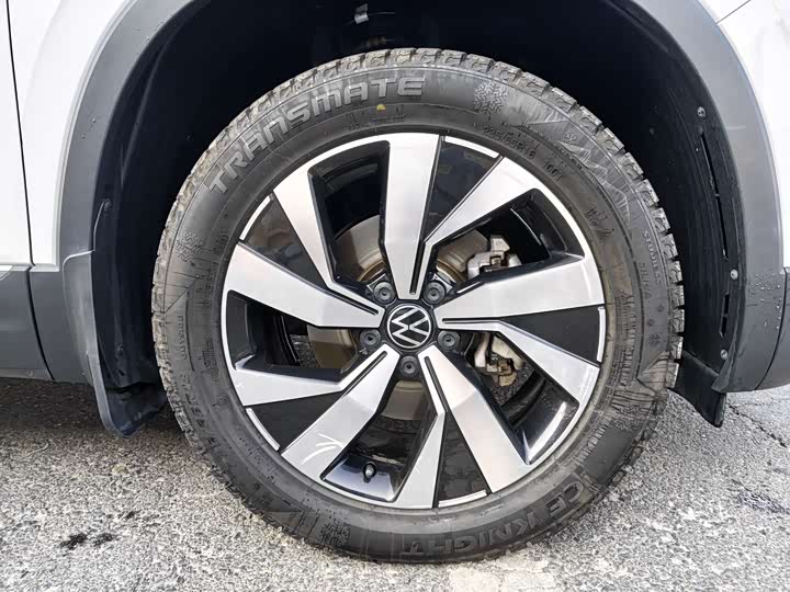 Фото 8 - Volkswagen Tayron