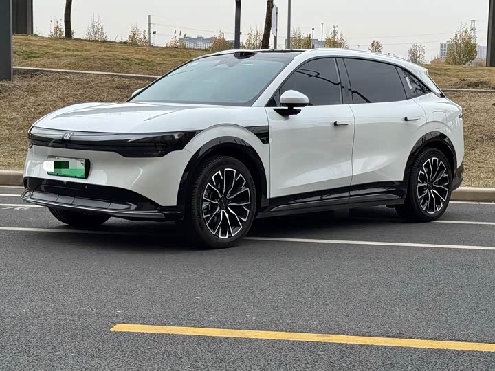 Фото 1 - Zeekr 7X