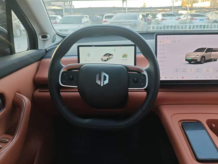 Фото 3 - Leapmotor C10