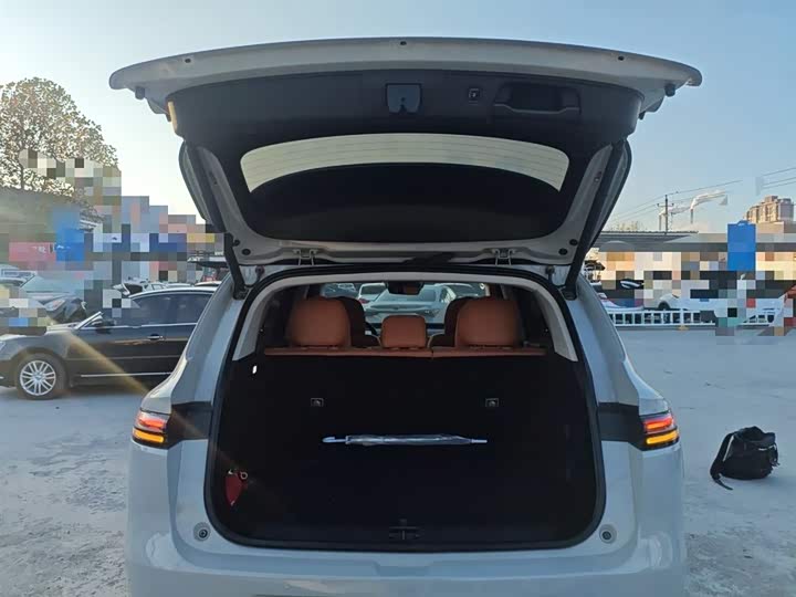 Фото 9 - Leapmotor C10